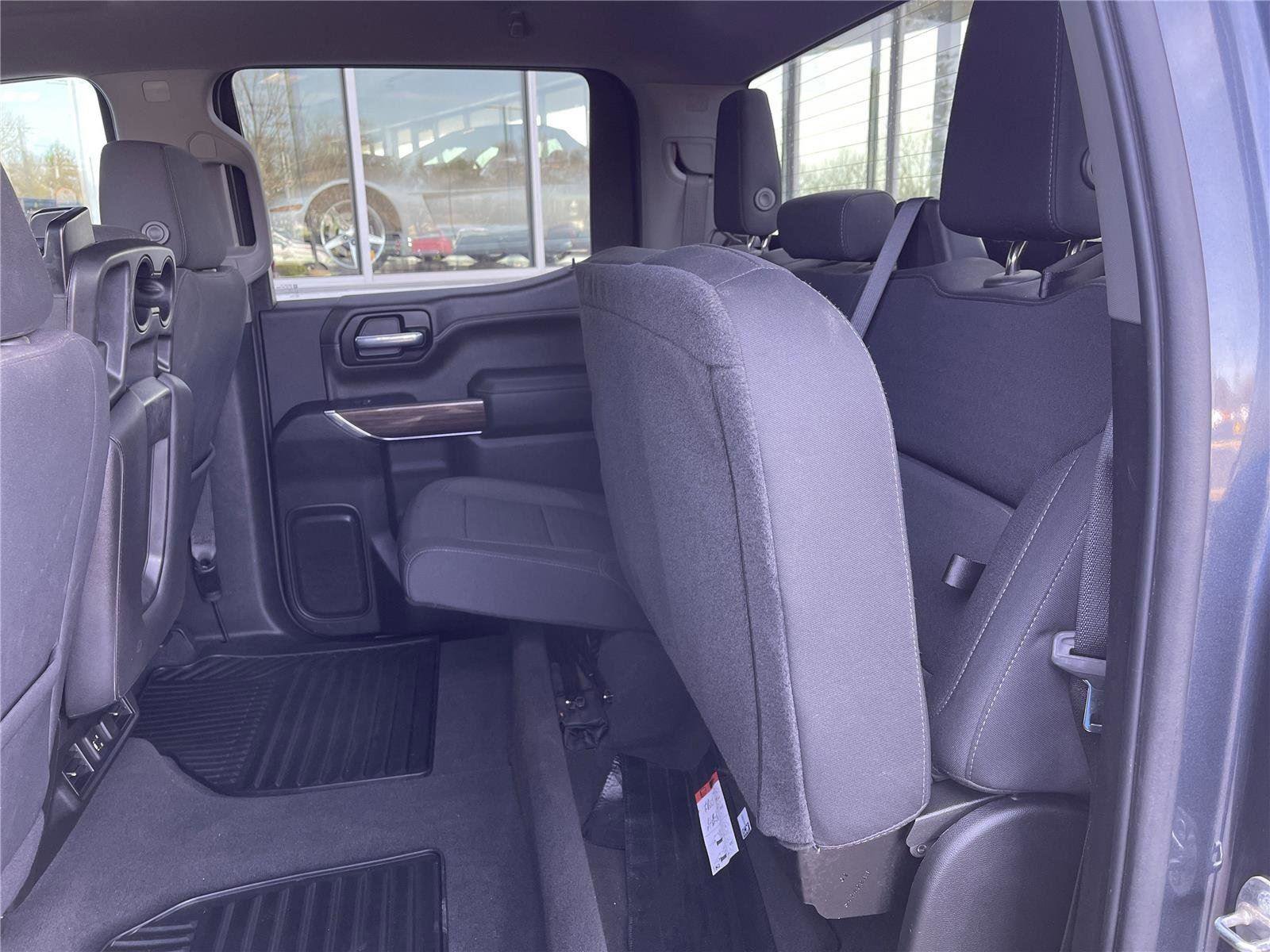 Used 2022 Chevrolet Silverado 1500 RST w/ LPO, Blackout Package image 35