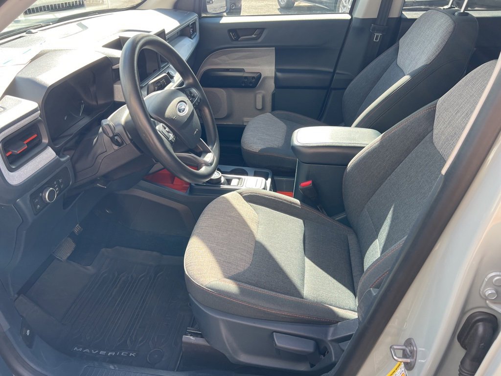 Used 2023 Ford Maverick XLT image 14