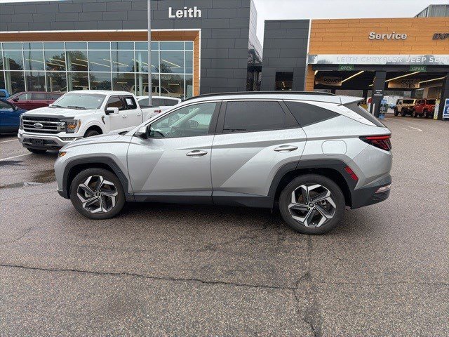 Used 2022 Hyundai Tucson SEL w/ Convenience + Premium Package image 2