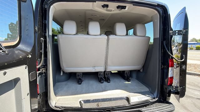 Used 2018 Nissan NV 3500 SL RWD image 12