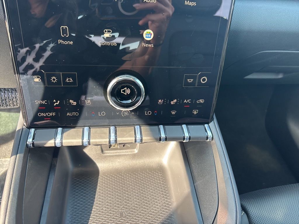 New 2026 GMC Terrain Elevation w/ Elevation Premium Package image 31