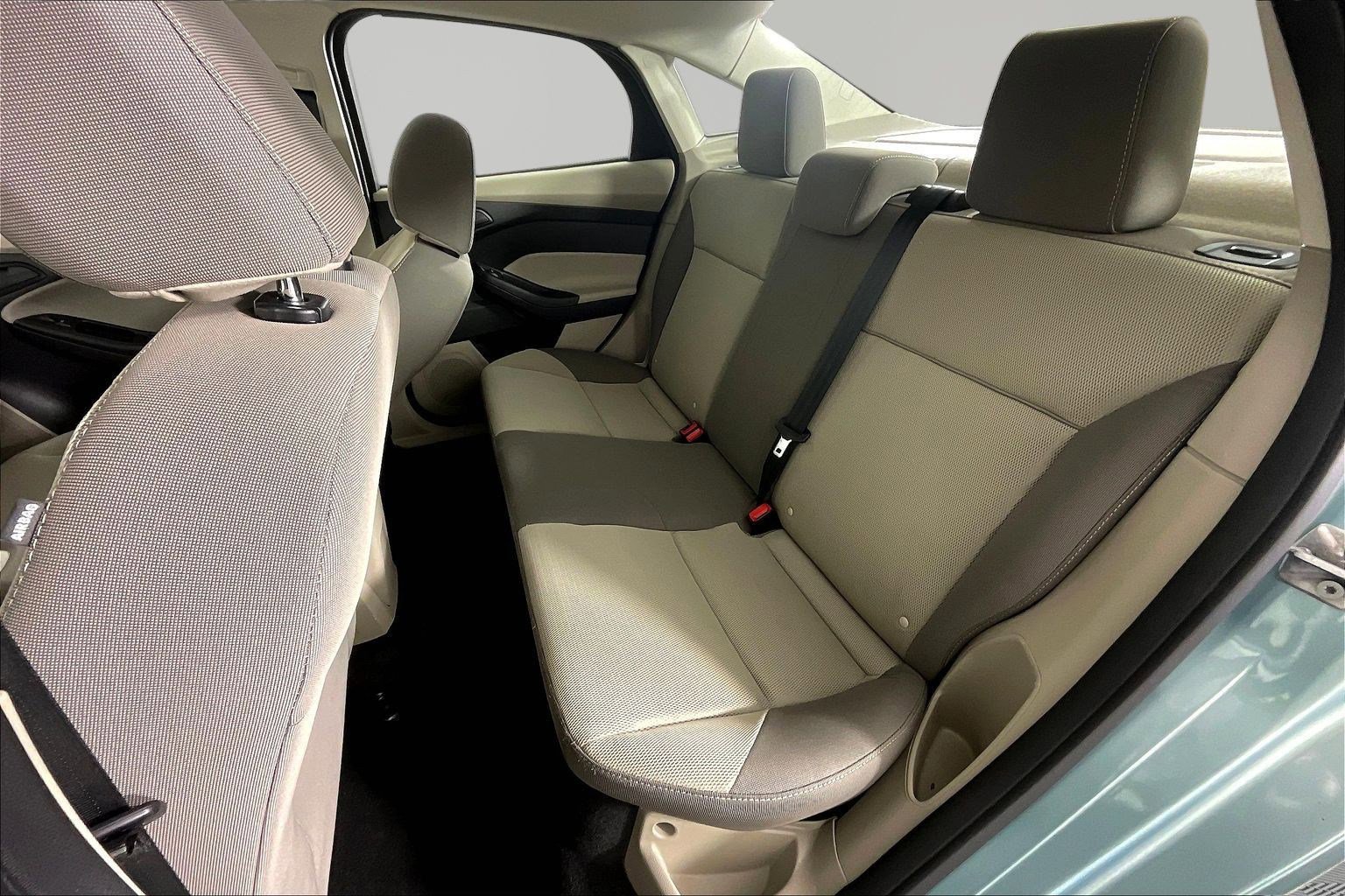 Used 2012 Ford Focus SE FWD image 20