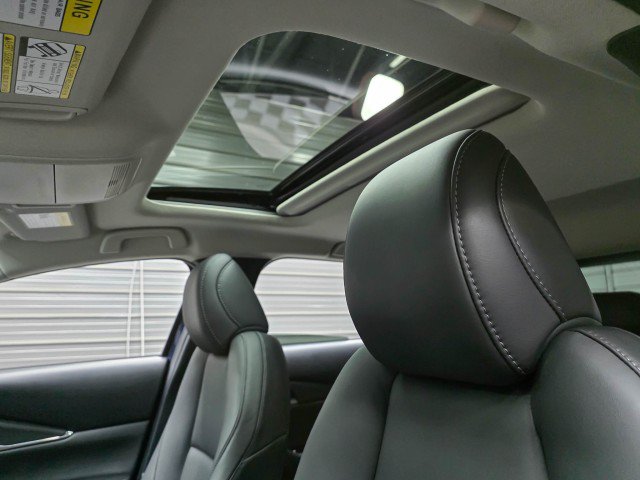Used 2025 MAZDA CX-30 AWD 2.5 S w/ Preferred Package image 19
