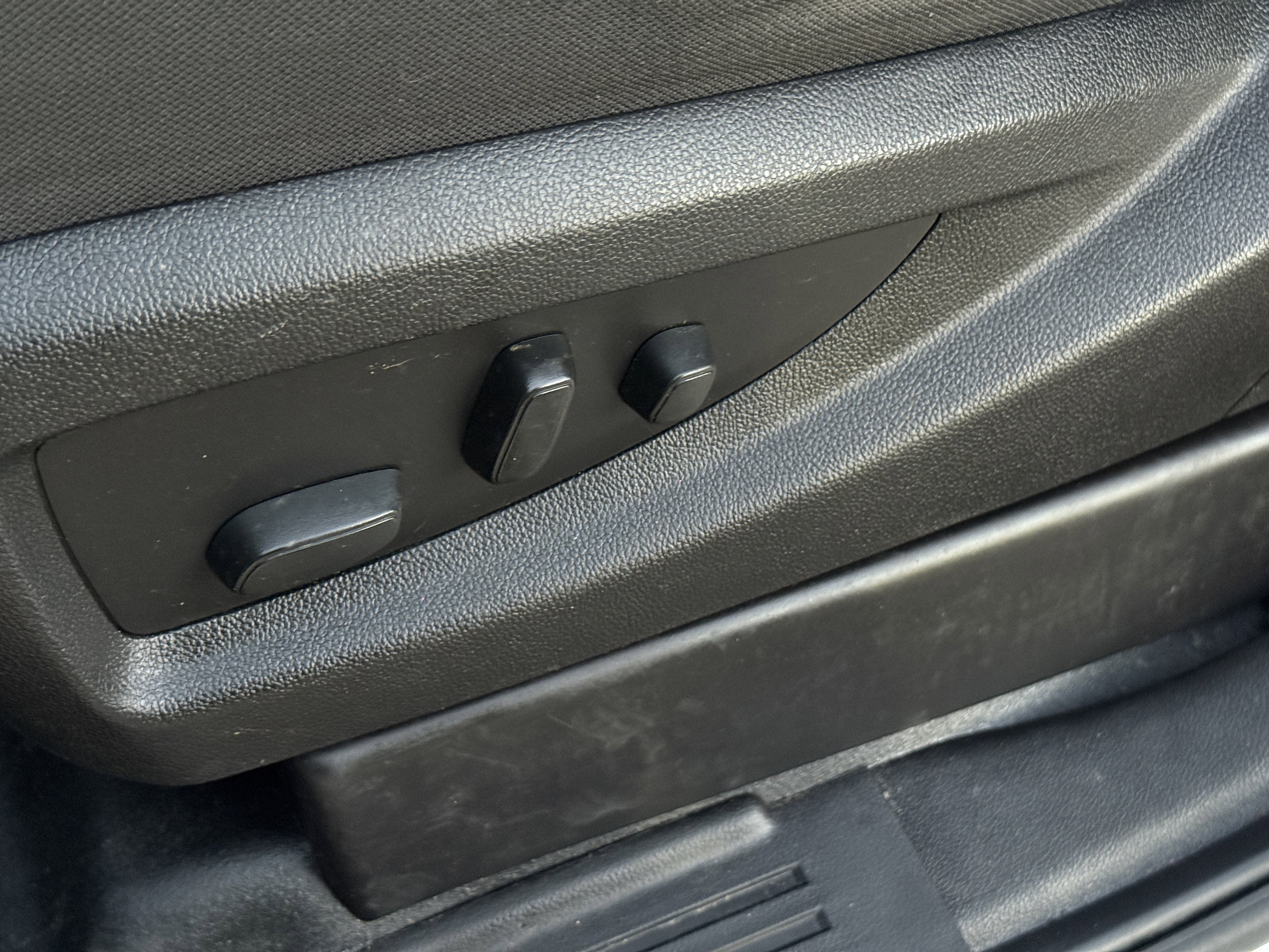 Used 2017 GMC Sierra 2500 SLE image 27