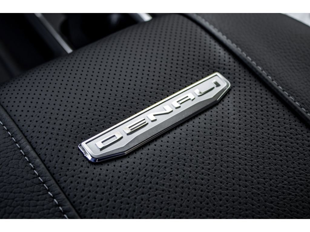 New 2026 GMC Sierra 2500 Denali w/ Denali Reserve Package image 27