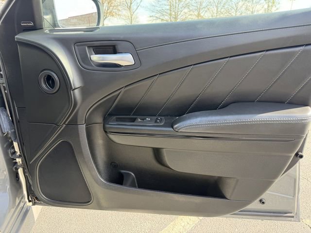 Used 2023 Dodge Charger R/T w/ Plus Group image 28