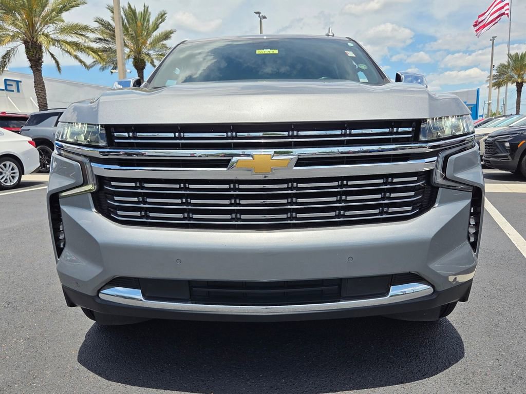 Certified 2023 Chevrolet Suburban Premier RWD image 2