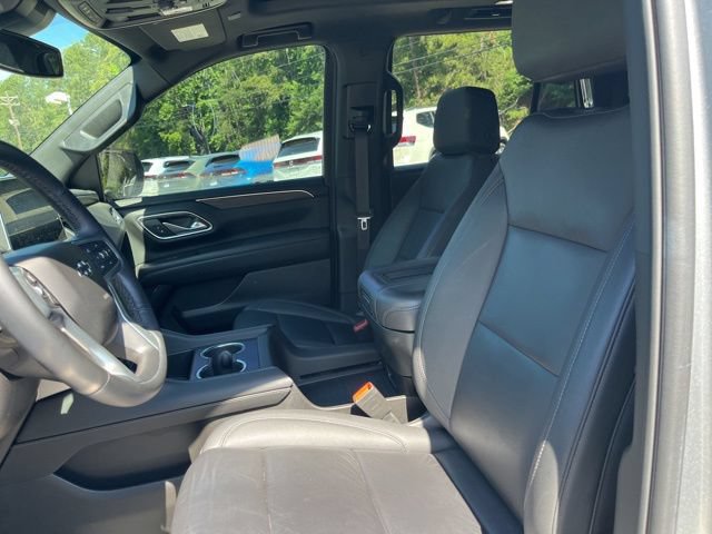 Used 2024 Chevrolet Tahoe Z71 w/ Luxury Package AWD/4WD image 8