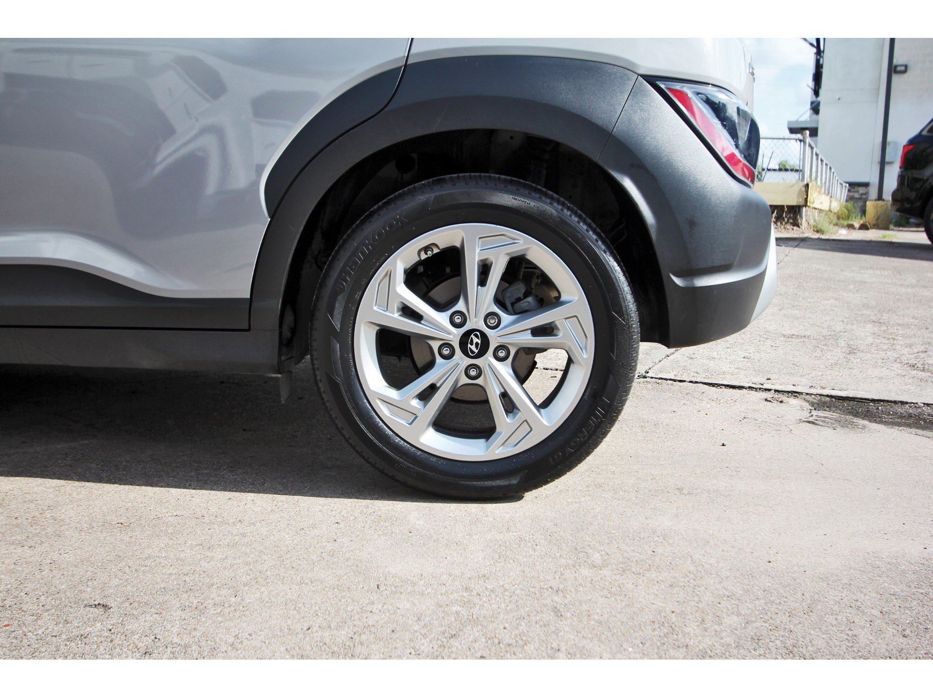 Used 2022 Hyundai Kona SEL FWD image 29