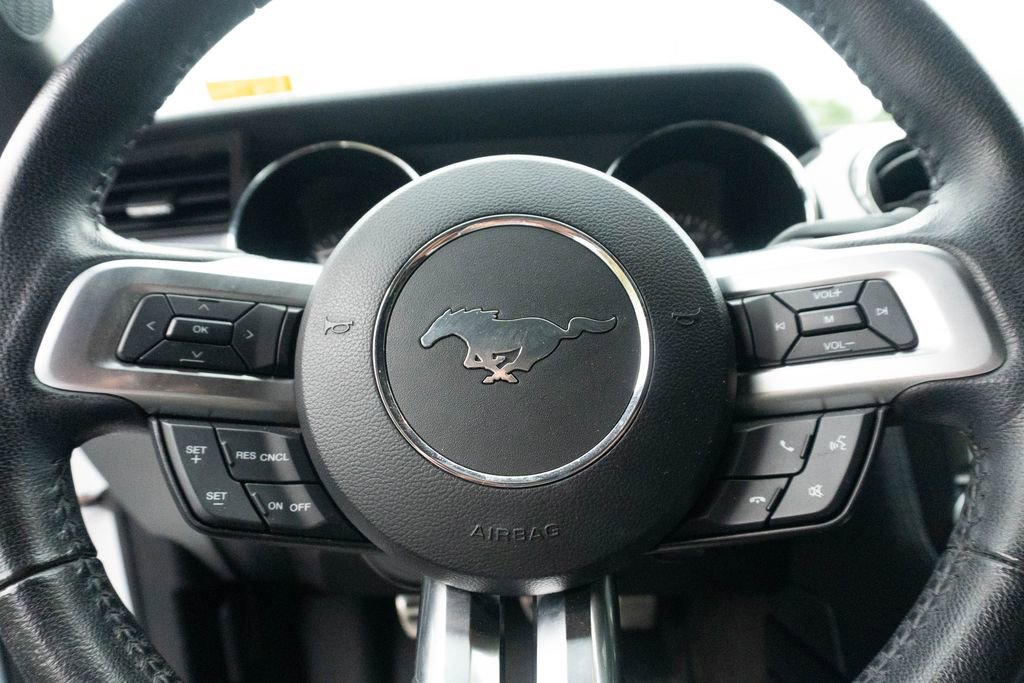 Used 2016 Ford Mustang GT Premium w/ Equipment Group 401A RWD image 22