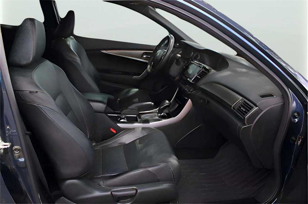 Used 2017 Honda Accord EX-L image 24