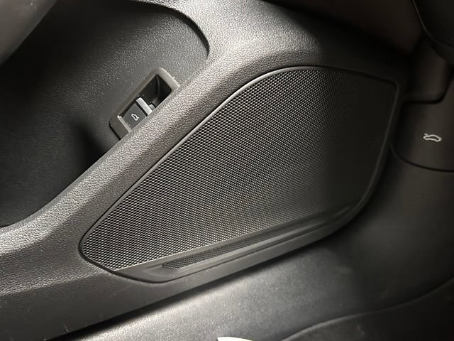 Used 2022 Audi A4 2.0T Premium Plus AWD/4WD image 19