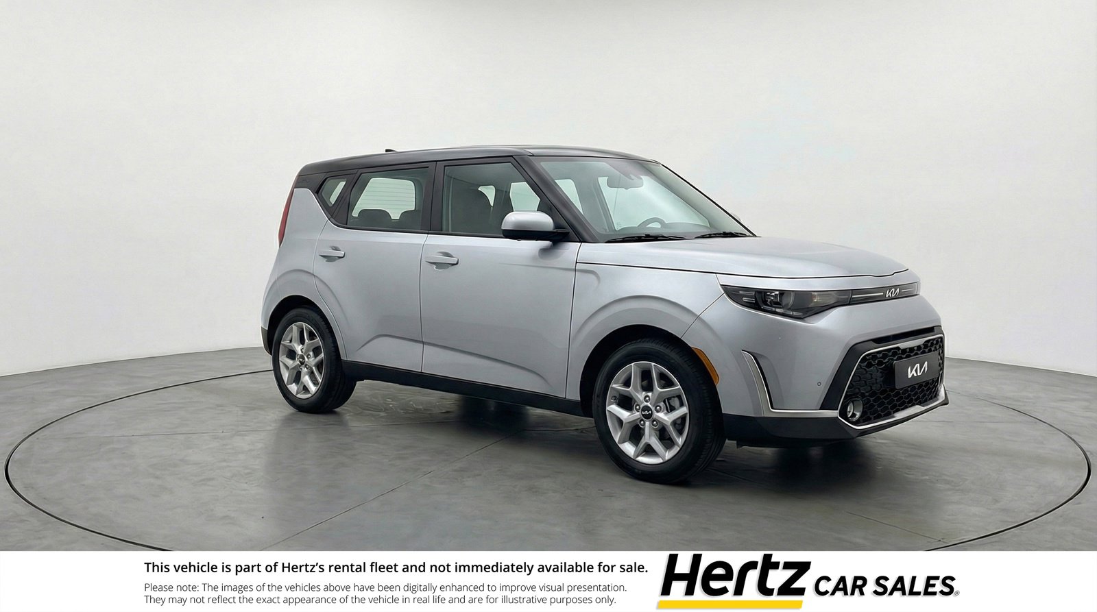 Used 2025 Kia Soul LX w/ LX Technology Package FWD image 1