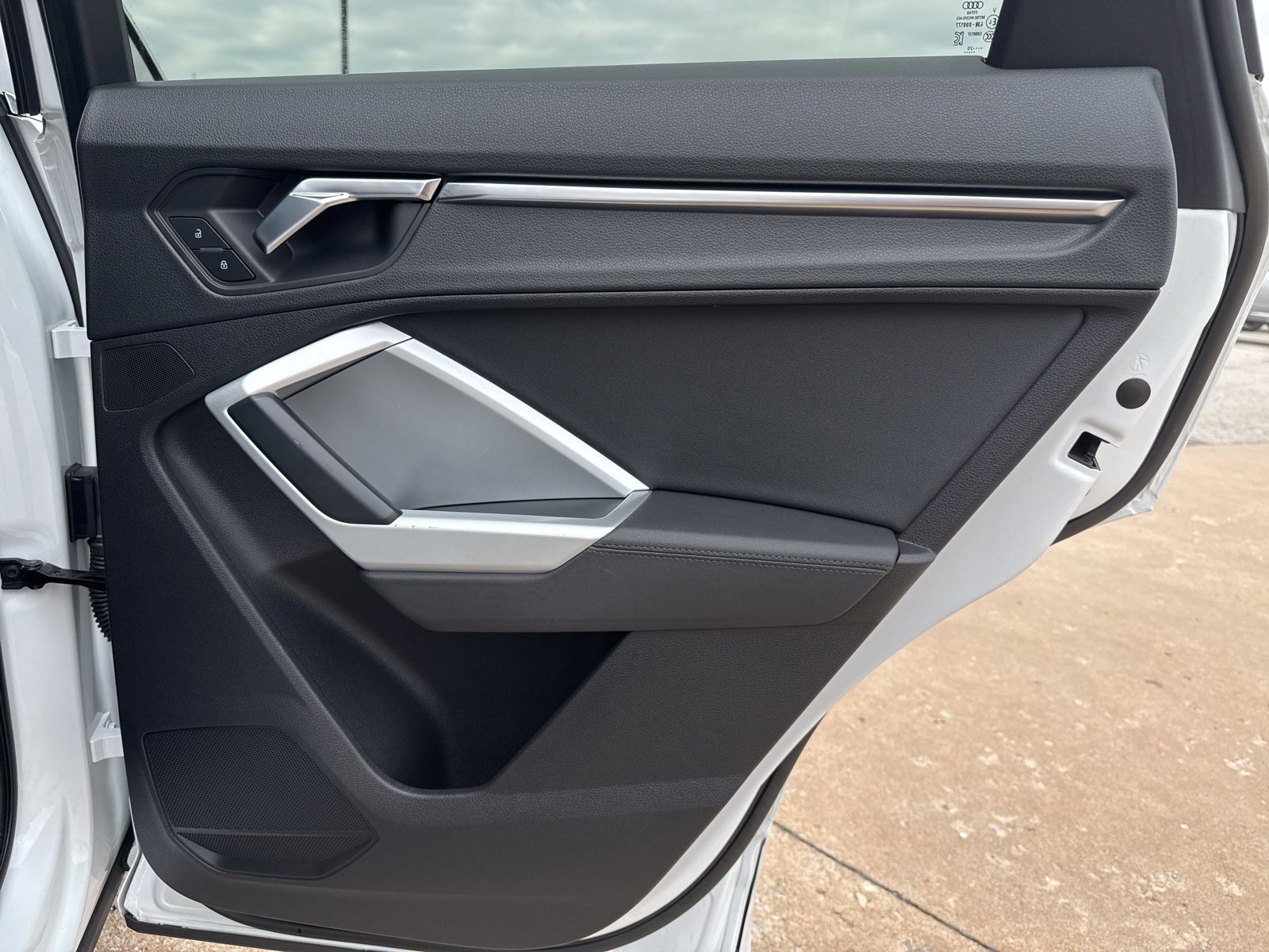 Used 2021 Audi Q3 2.0T Premium w/ Convenience Package image 24