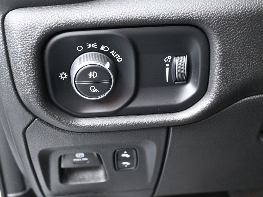 Used 2024 RAM 1500 Big Horn image 17