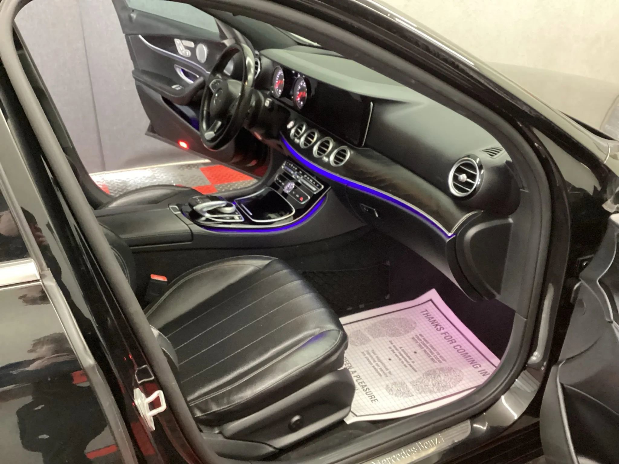 Used 2017 Mercedes-Benz E 300 4MATIC image 10