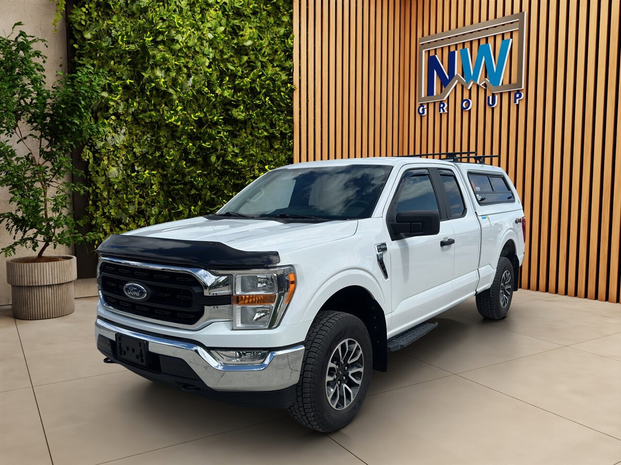 Used 2021 Ford F150 XLT AWD/4WD image 3