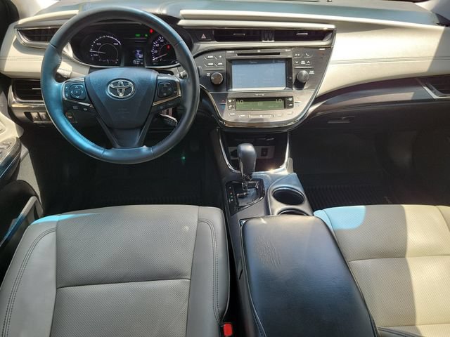 Used 2016 Toyota Avalon Limited w/ Toyota Safety Sense Package FWD image 14