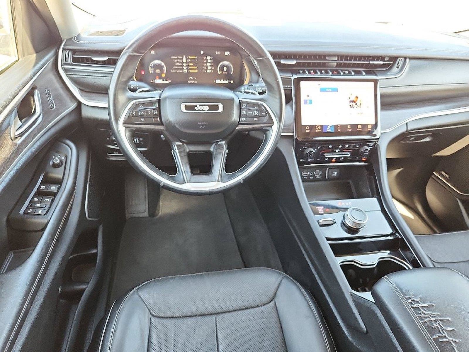 Used 2021 Jeep Grand Cherokee L Limited w/ Luxury Tech Group II AWD/4WD image 16