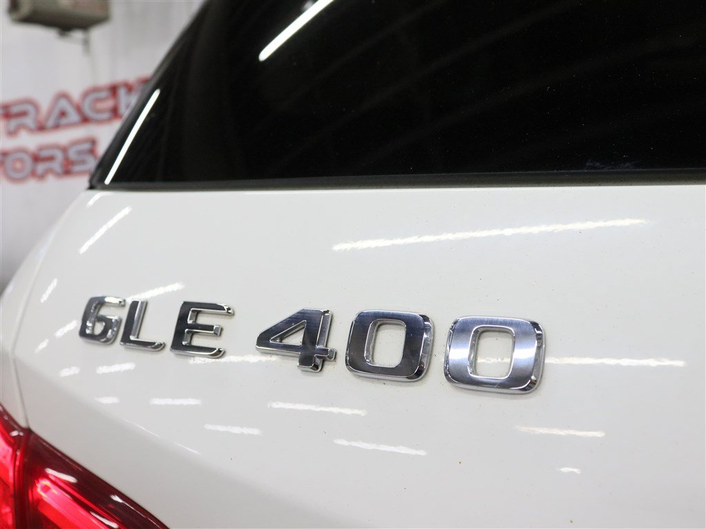 Used 2019 Mercedes-Benz GLE 400 4MATIC image 11
