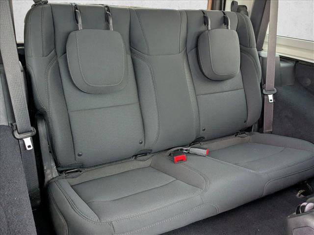 Used 2022 Jeep Wrangler Sport S image 19