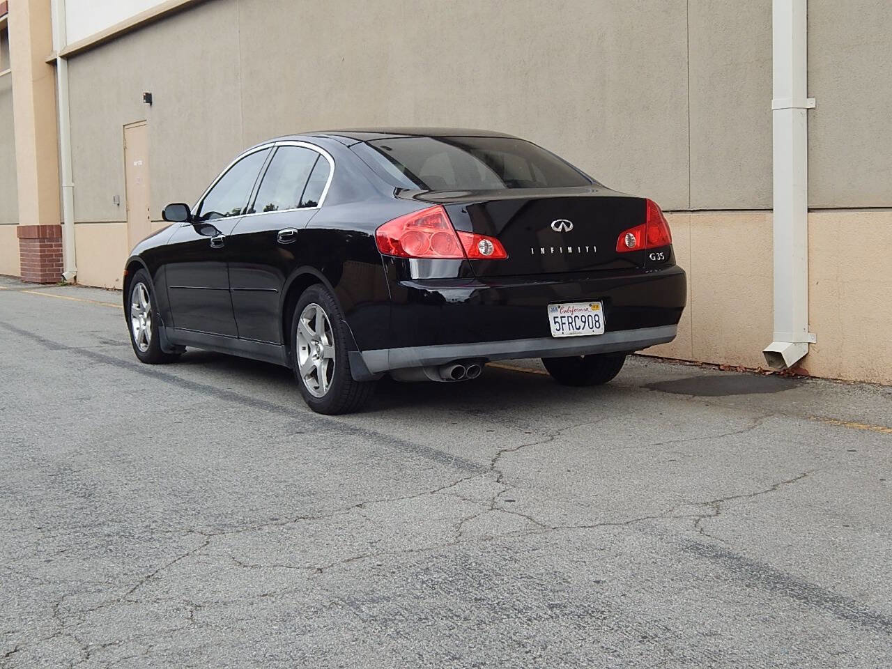 Used 2004 INFINITI G35 Sedan w/ Sport-Tuned Suspension Pkg image 5