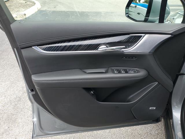 Certified 2023 Cadillac XT6 Premium Luxury w/ Technology Package image 55