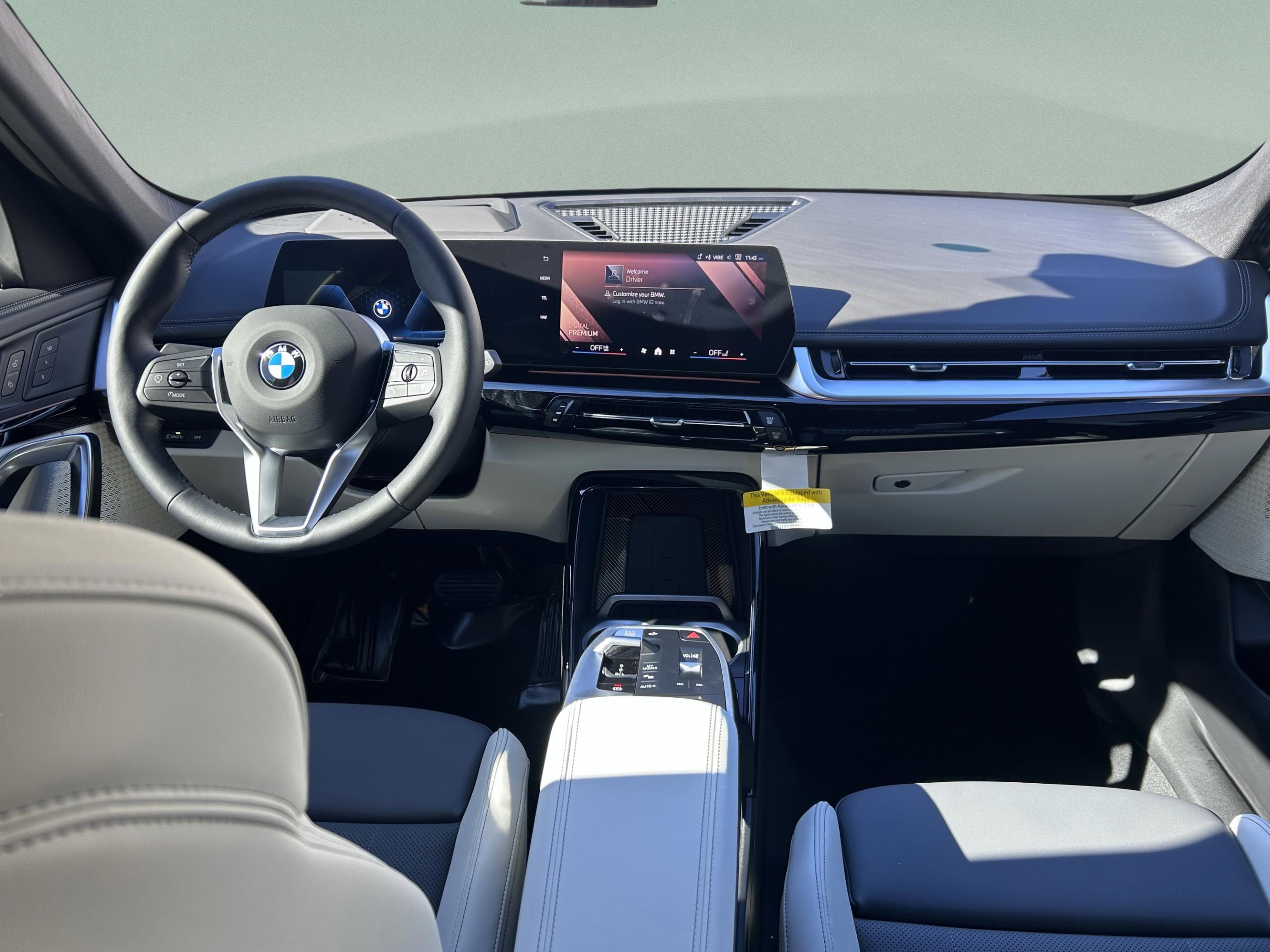 Used 2026 BMW X1 xDrive28i w/ Technology Package image 8