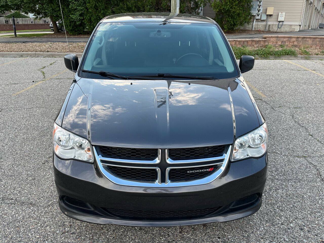 Used 2017 Dodge Grand Caravan SE w/ Power Window Group FWD image 3