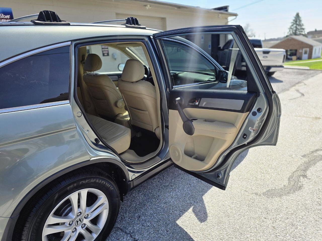 Used 2011 Honda CR-V EX-L image 21