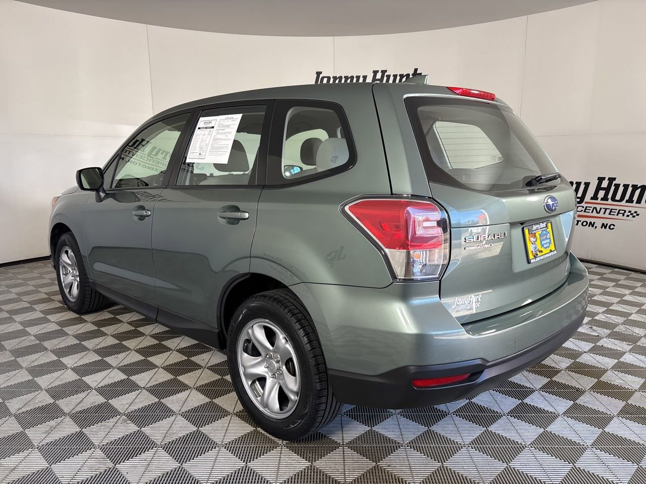 Used 2017 Subaru Forester 2.5i image 8