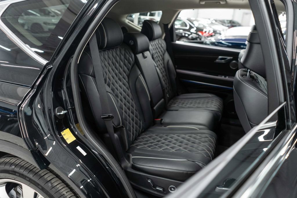 Used 2023 Genesis GV80 3.5T w/ Prestige Package image 14