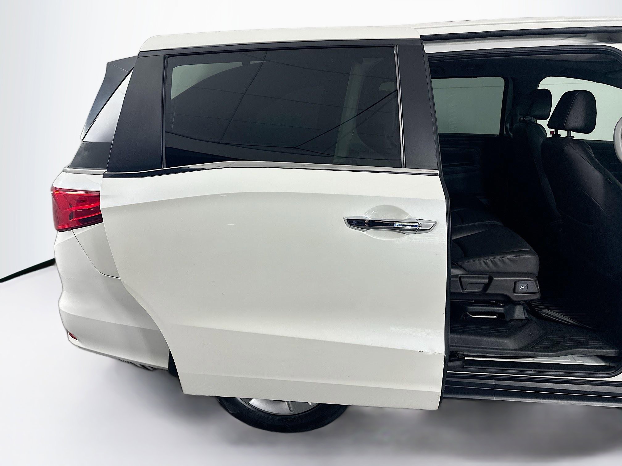 Used 2018 Honda Odyssey EX-L image 30