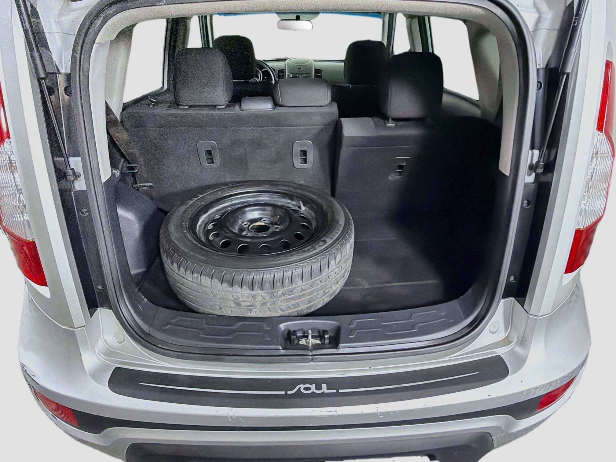 Used 2012 Kia Soul + FWD image 26
