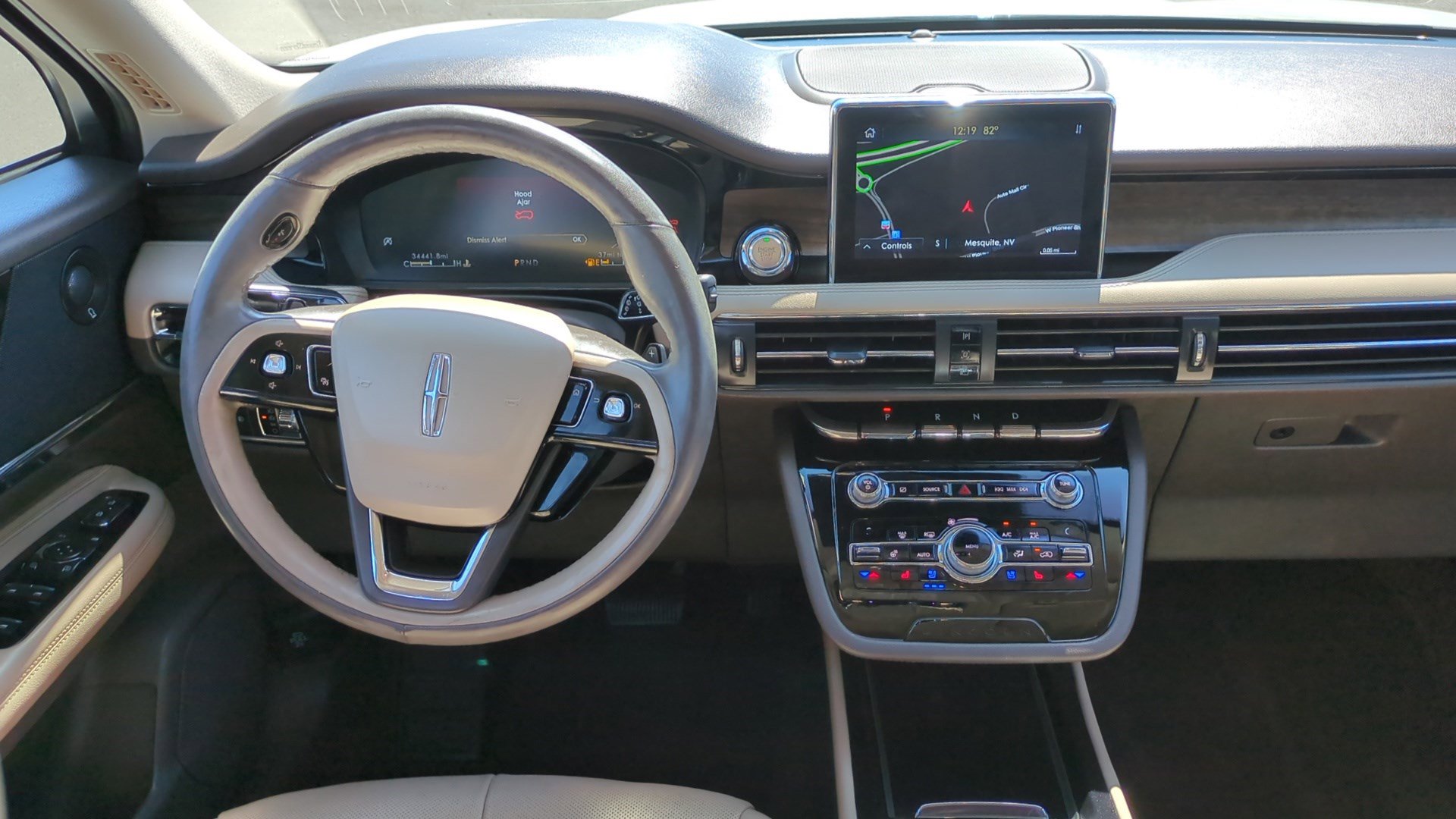 Used 2020 Lincoln Corsair Reserve w/ Equipment Group 201A image 29