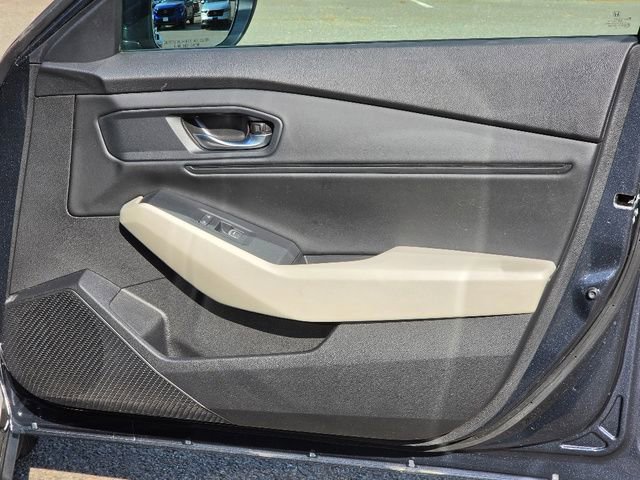 Used 2023 Honda Accord EX image 10