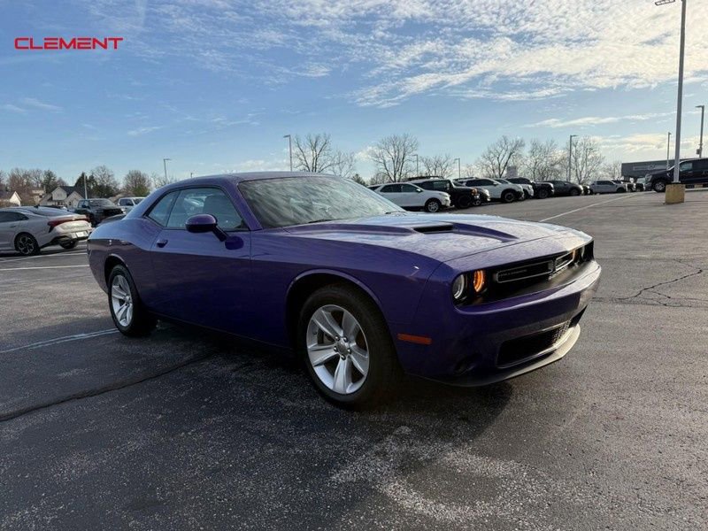 Used 2023 Dodge Challenger SXT image 9