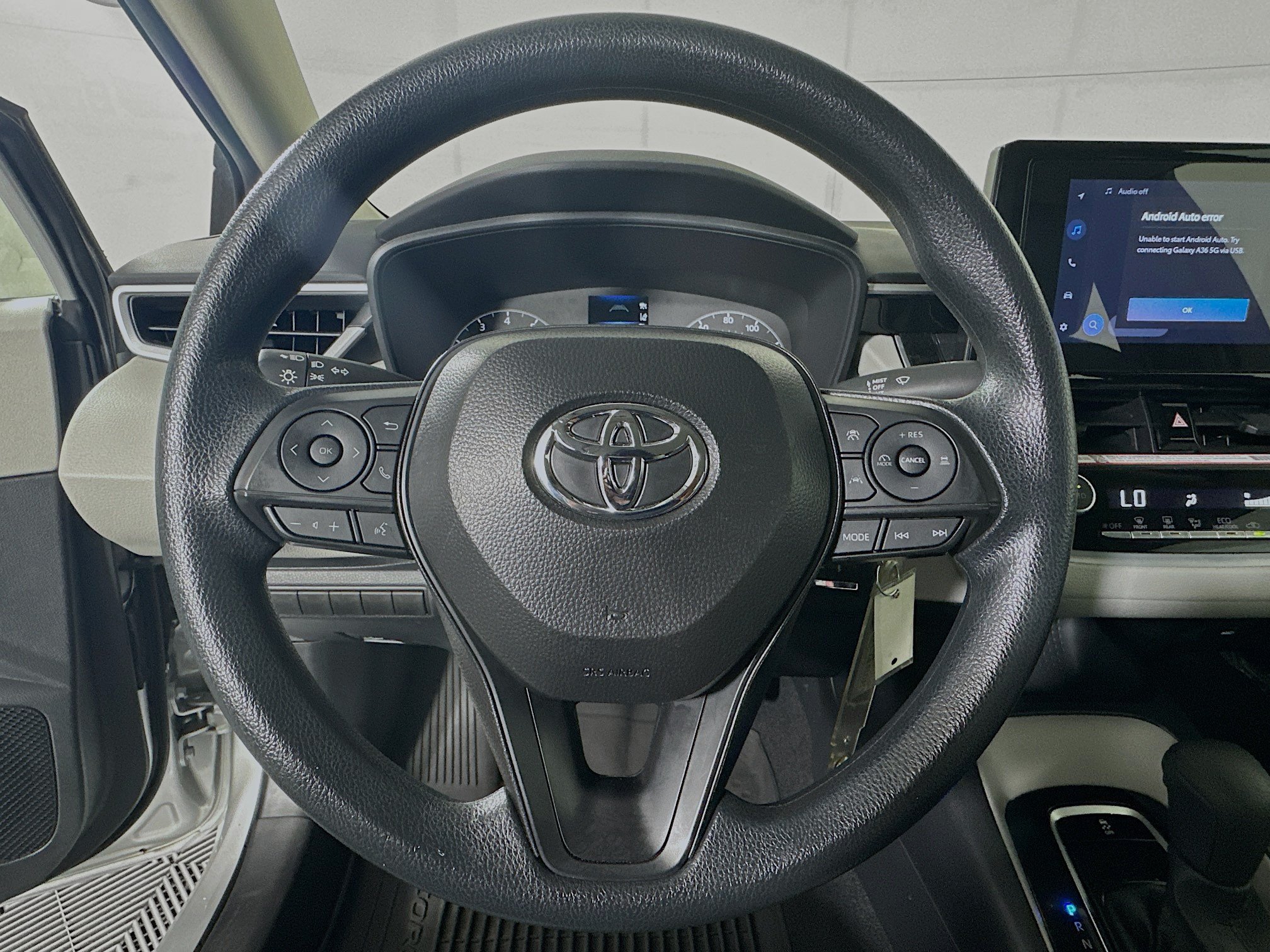 Certified 2025 Toyota Corolla LE FWD image 15