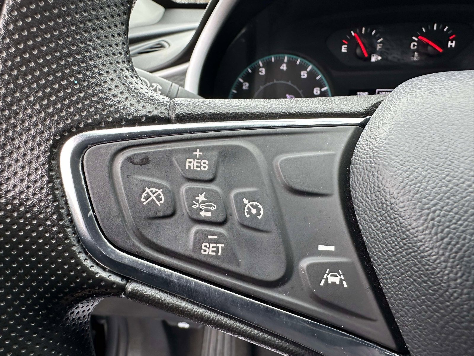 Used 2024 Chevrolet Malibu LT image 17