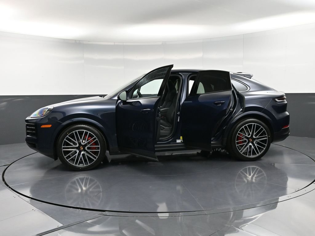New 2026 Porsche Cayenne S image 38