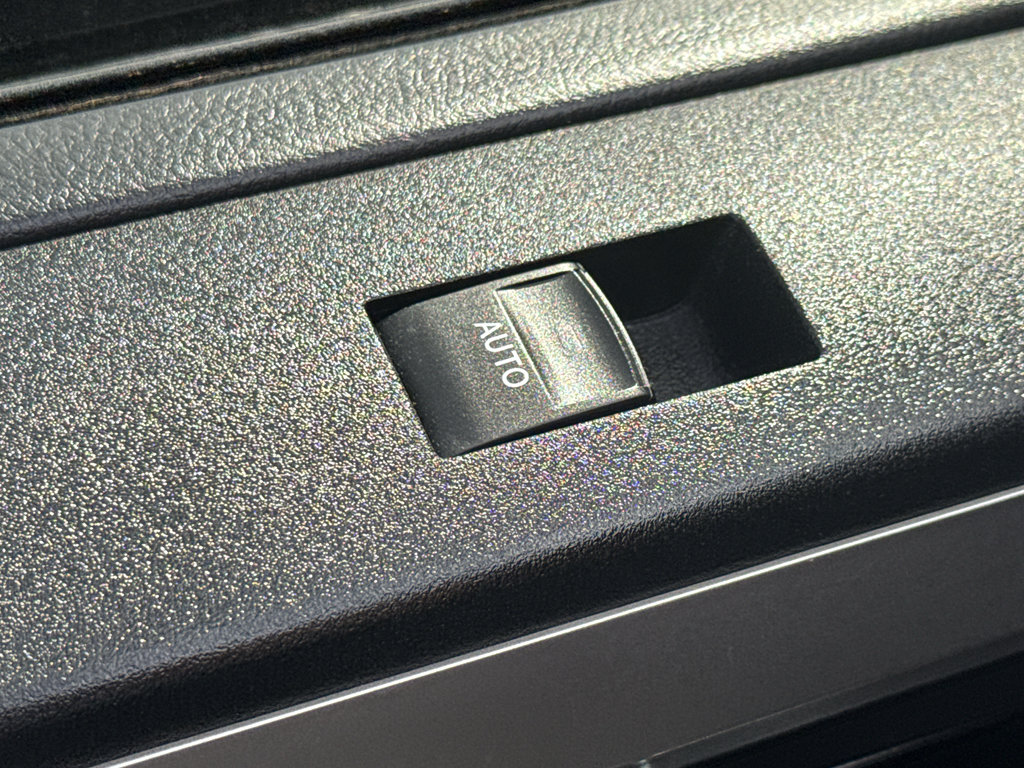 Used 2020 Toyota 4Runner Limited image 31