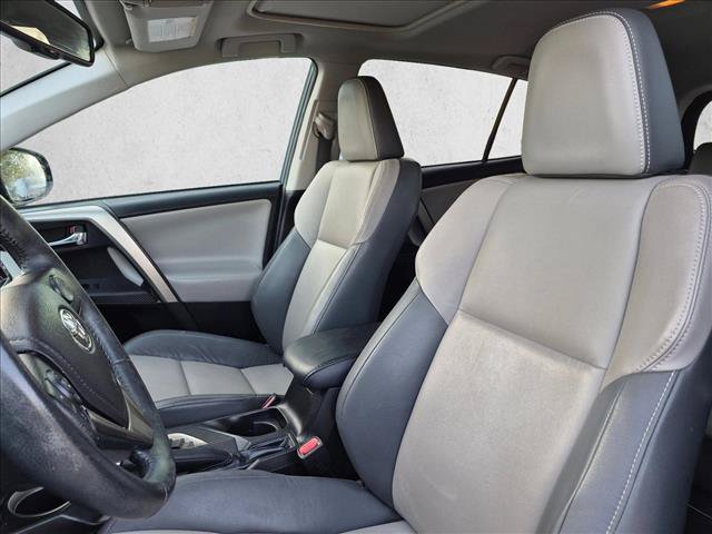 Used 2014 Toyota RAV4 Limited AWD/4WD image 9