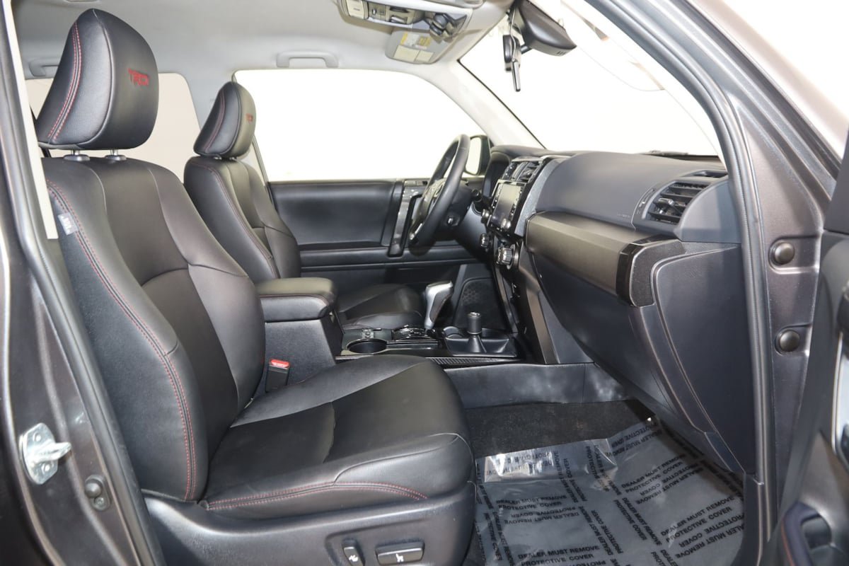 Used 2021 Toyota 4Runner TRD Off-Road Premium AWD/4WD image 12