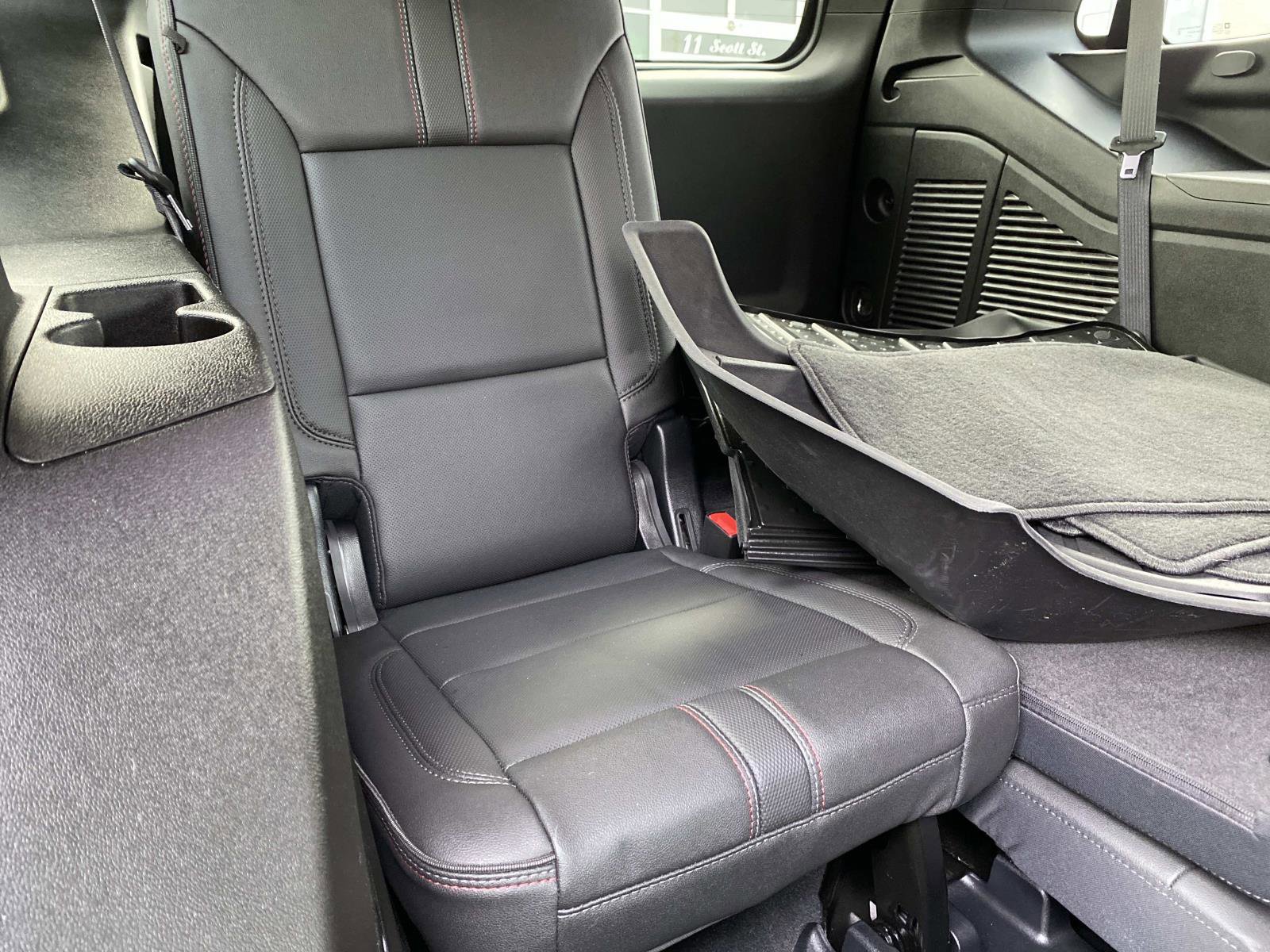 Used 2023 Chevrolet Tahoe RST AWD/4WD image 27