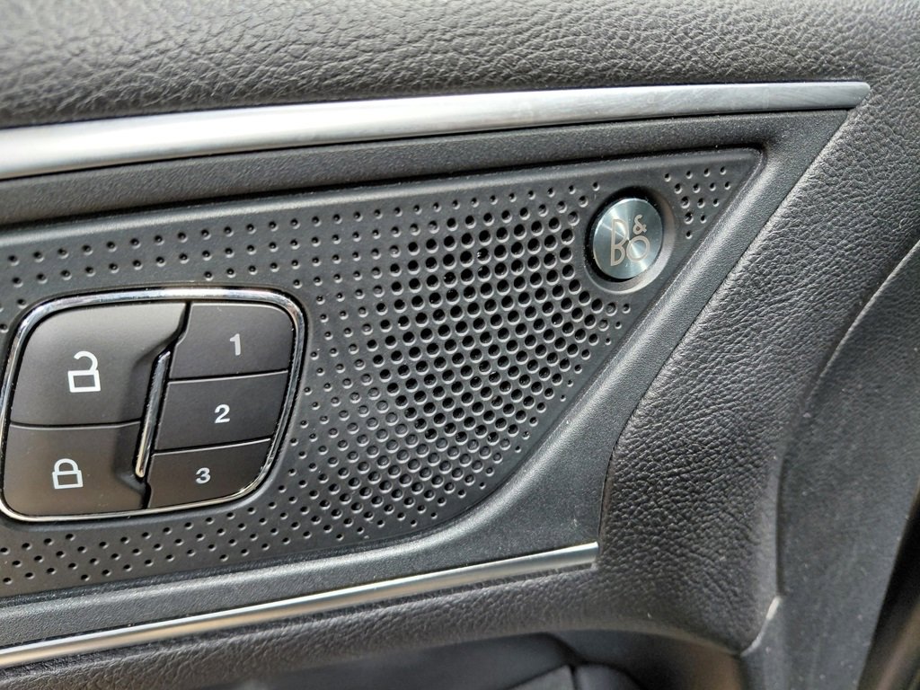 Used 2024 Ford Edge Titanium image 7