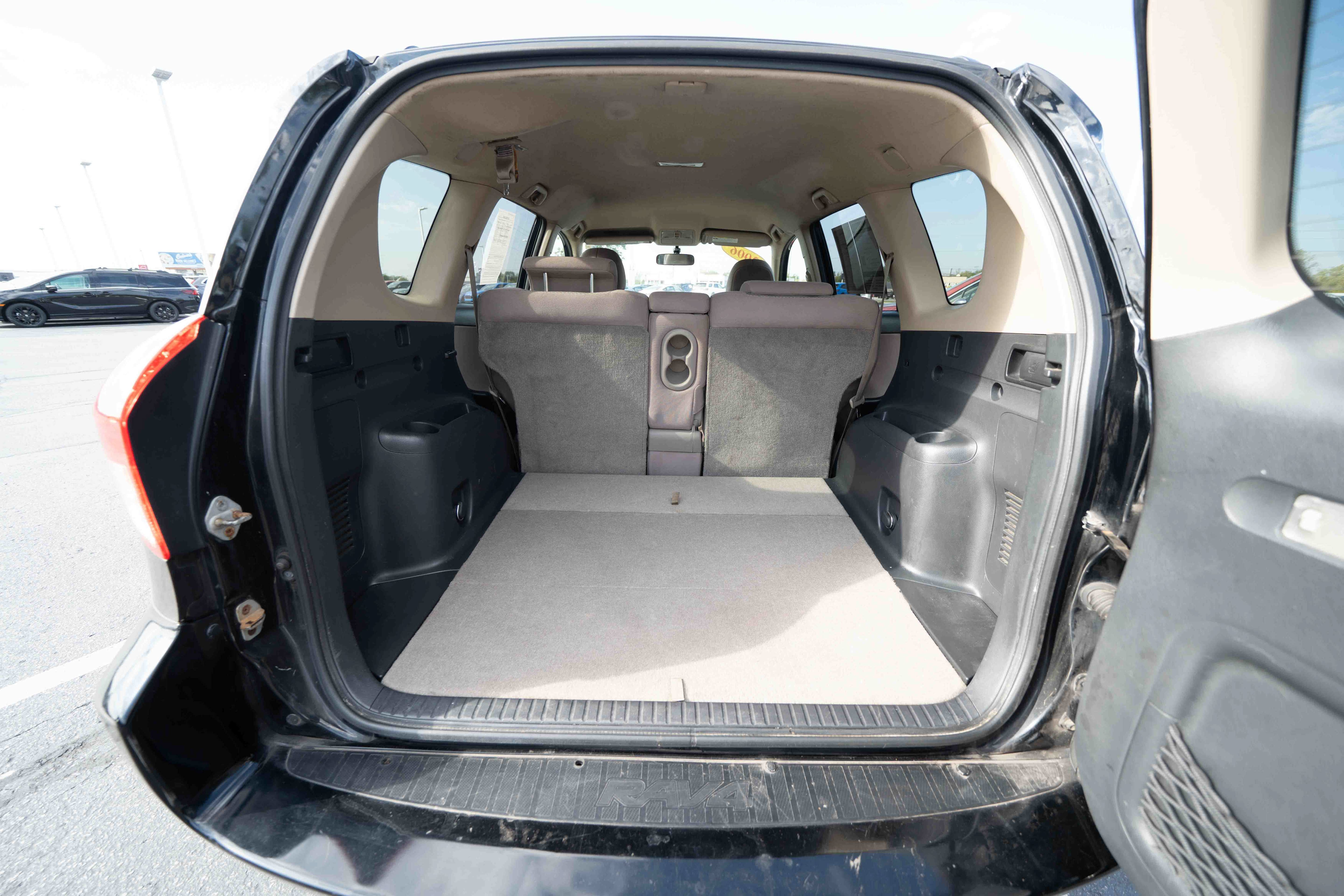 Used 2006 Toyota RAV4 2WD image 28
