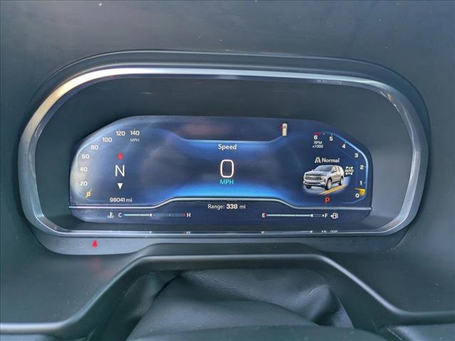 Used 2023 Chevrolet Suburban Premier image 11