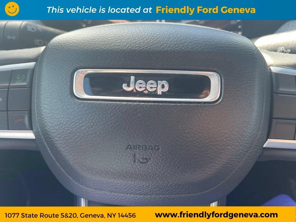 Used 2023 Jeep Compass Latitude w/ Convenience Group AWD/4WD image 17
