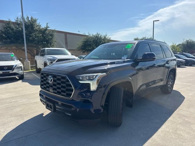 Used 2023 Toyota Sequoia Platinum AWD/4WD image 6