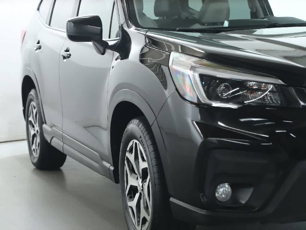 Certified 2021 Subaru Forester Premium AWD/4WD image 8